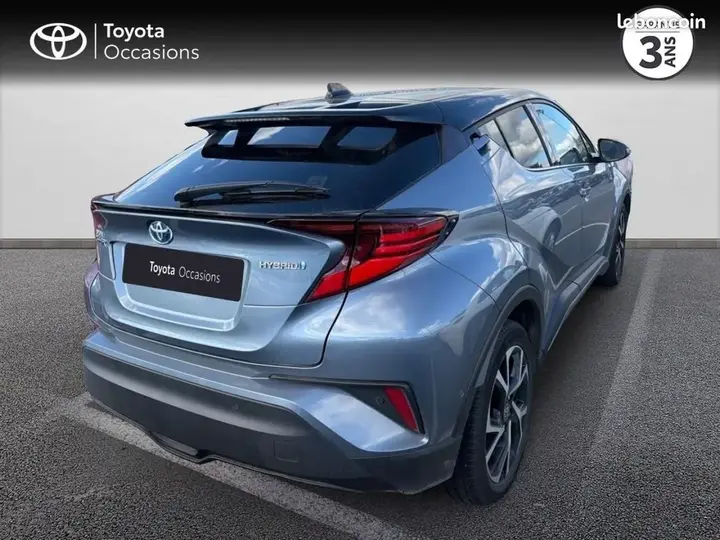 Toyota C-Hr 2020 photo 2