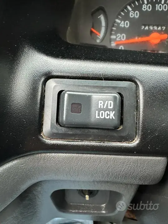 Mitsubishi L200 2003 photo 5