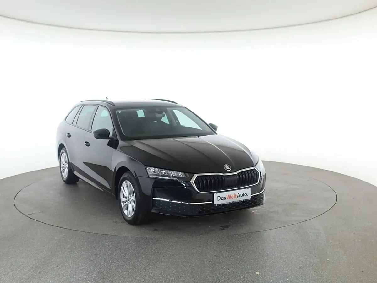 Skoda Octavia 2025 photo 3