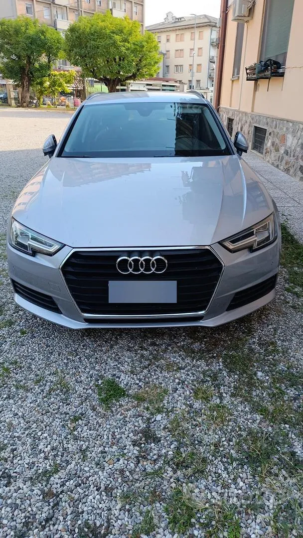 Audi A4 2019 photo 4