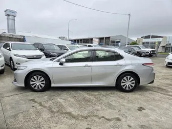 Toyota Camry 2021 photo 3