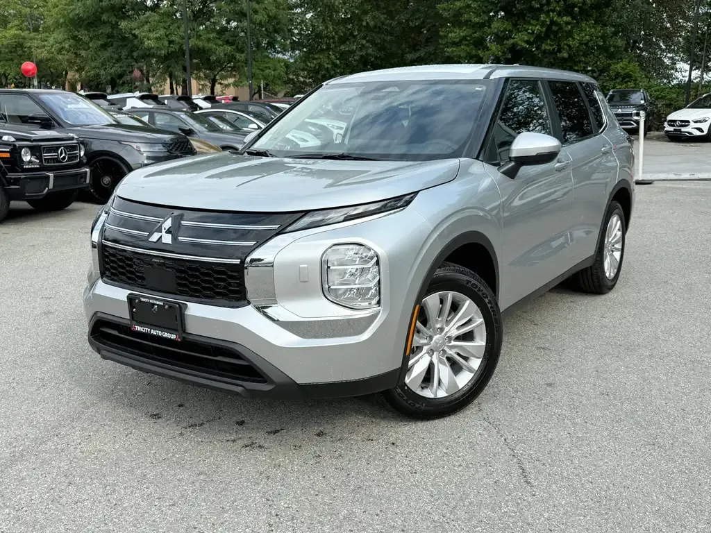 Mitsubishi Outlander 2026 photo 2