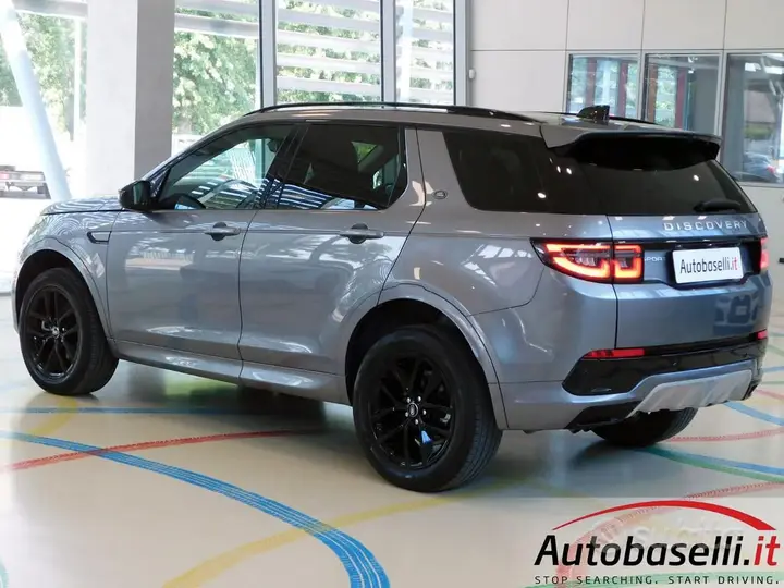Land Rover Discovery Sport 2024 photo 5
