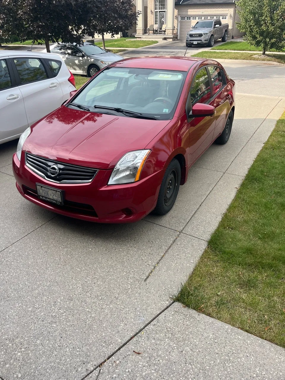 Nissan Sentra 2011 photo 2