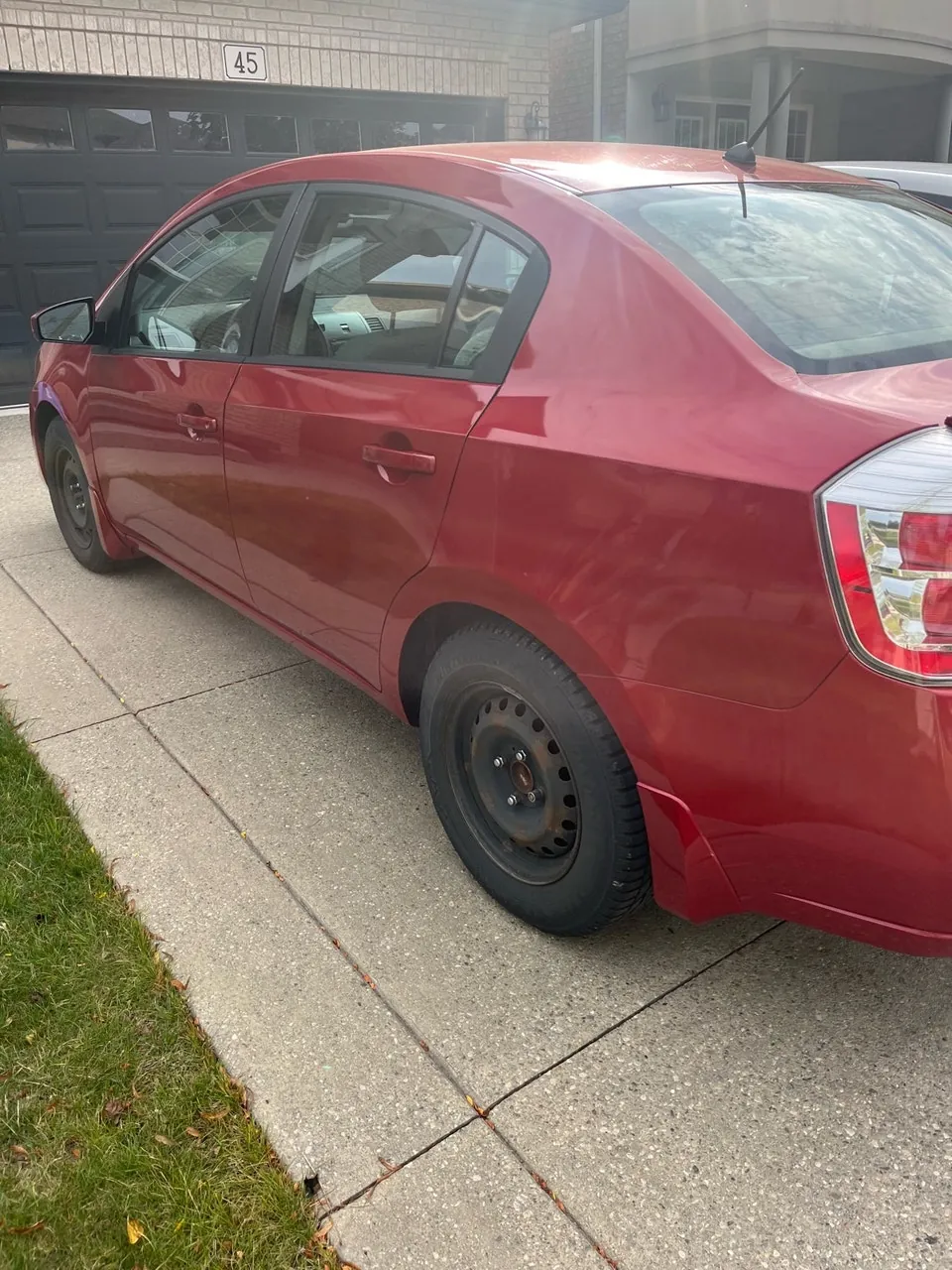 Nissan Sentra 2011 photo 3