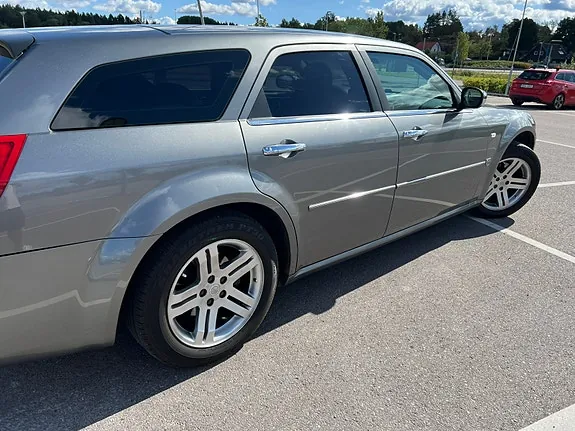 Chrysler 300C 2007 photo 2