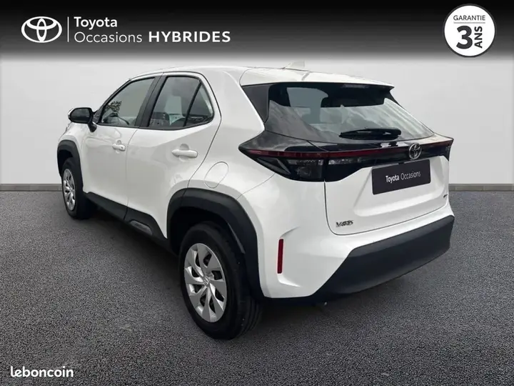 Toyota Yaris Cross 2024 photo 2
