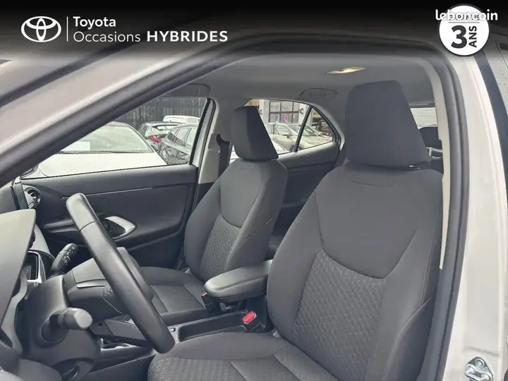 Toyota Yaris Cross 2024 photo 3