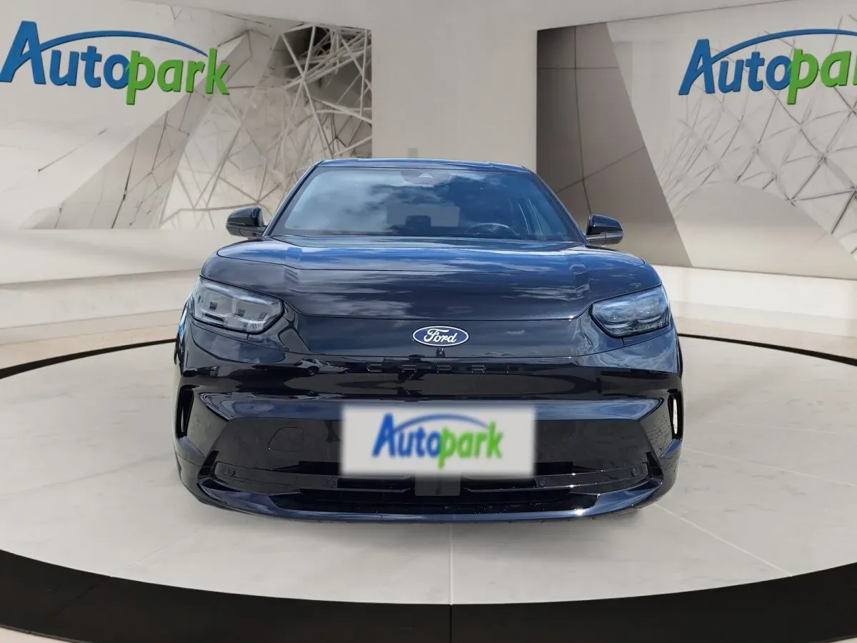 Ford Capri 2025 photo 2