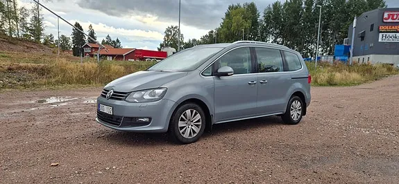 Volkswagen Sharan 2011 photo 2