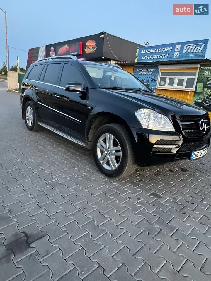 Mercedes-Benz Gl-Class 2010 photo 4