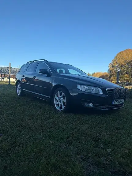 Volvo V70 2015 photo 2