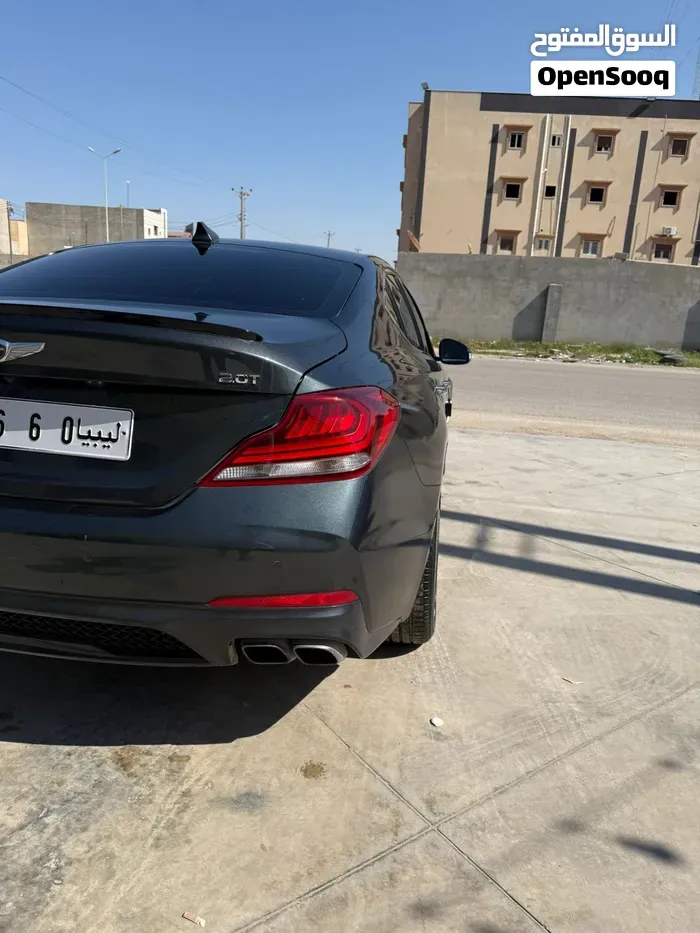 Genesis G70
