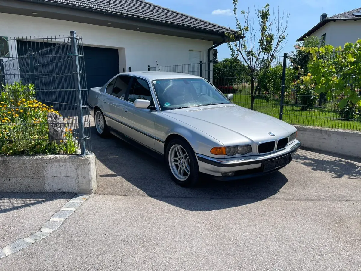 BMW 7 Series