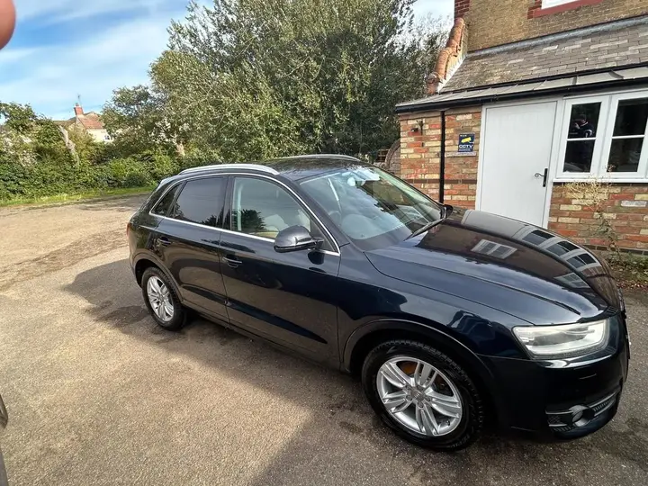 Audi Q3 2014 photo 3