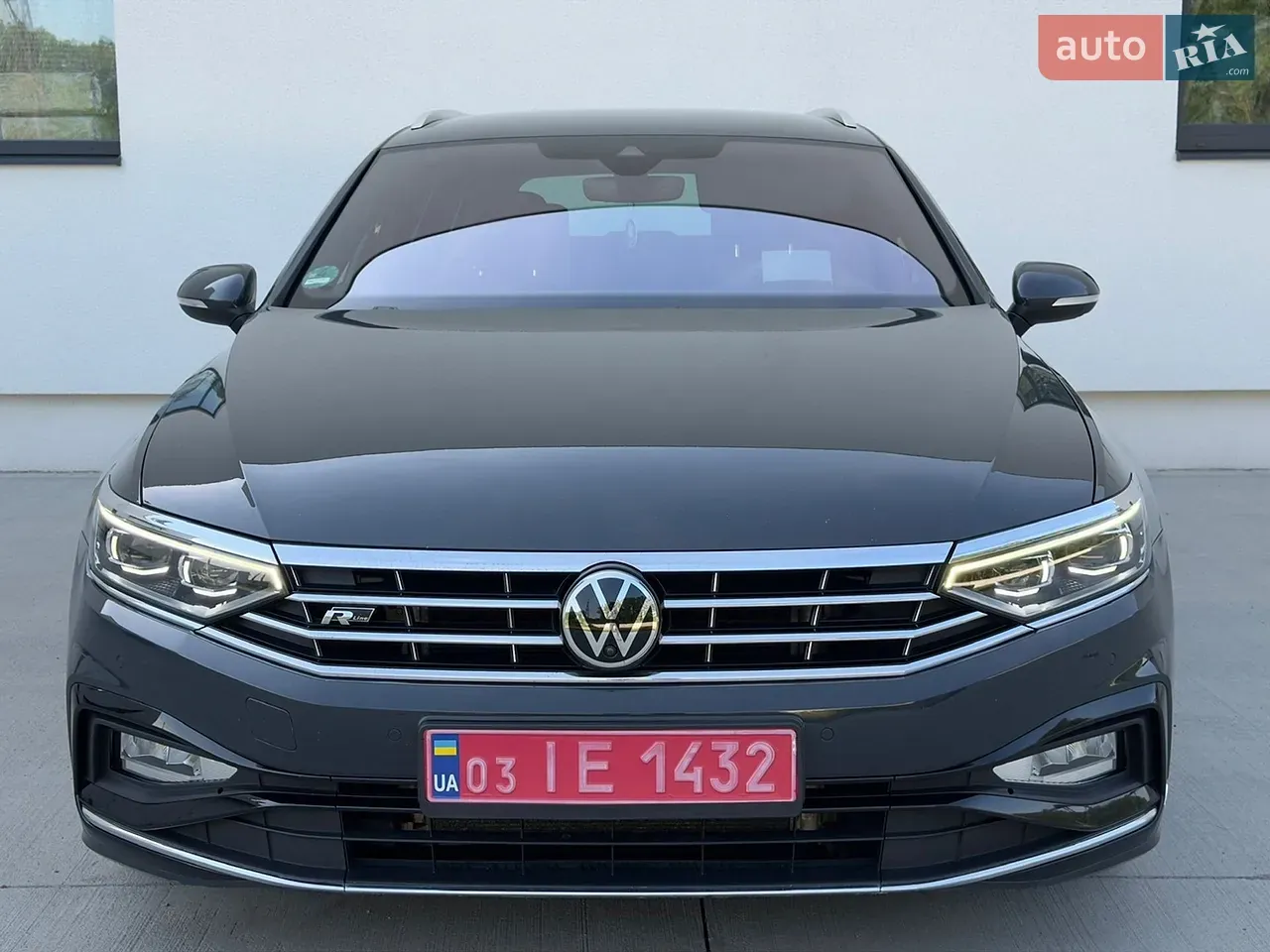 Volkswagen Passat 2021 photo 2