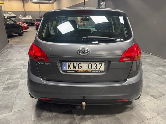 Kia Venga 2010 photo 4