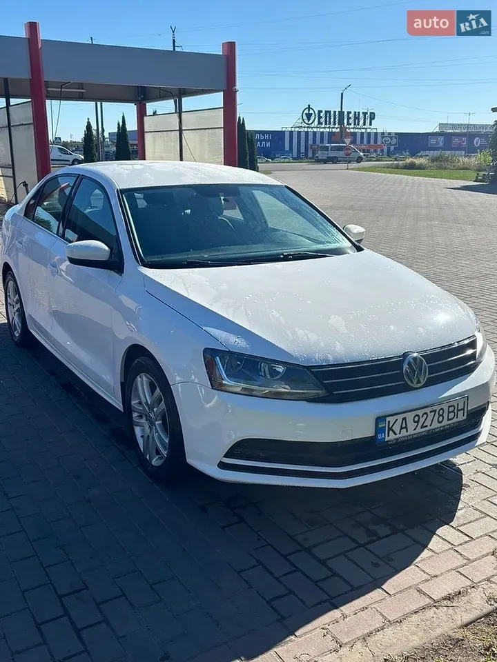 Volkswagen Jetta 2017 photo 2