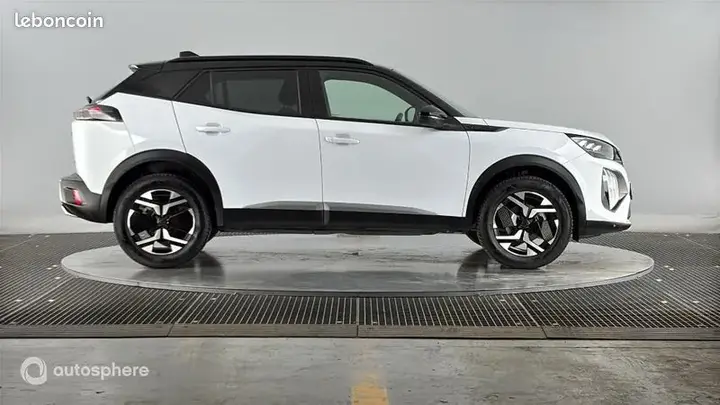 Peugeot 2008 2024 photo 4