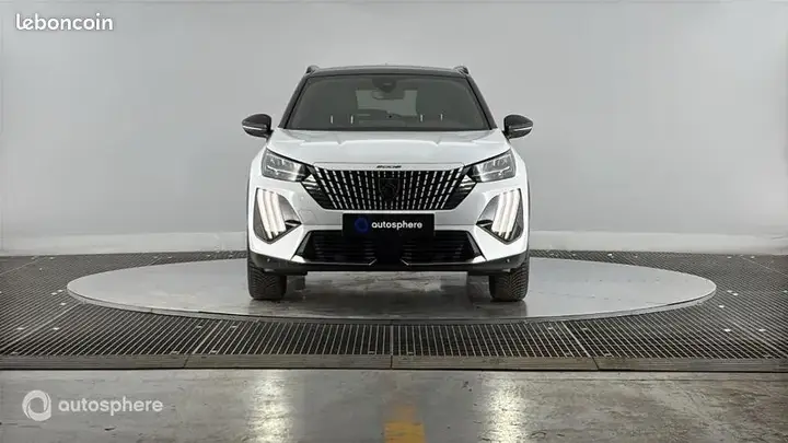 Peugeot 2008 2024 photo 2
