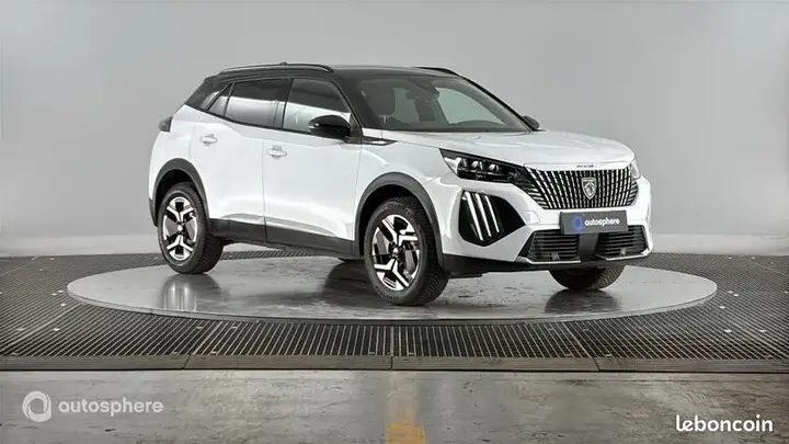 Peugeot 2008 2024 photo 3