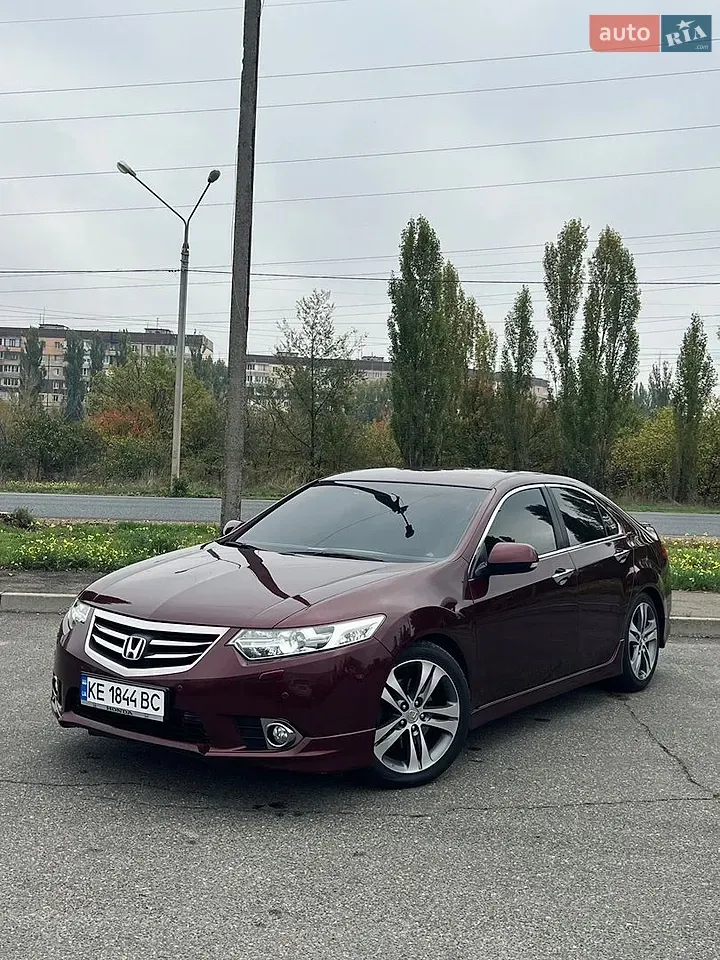 Honda Accord 2011 photo 2