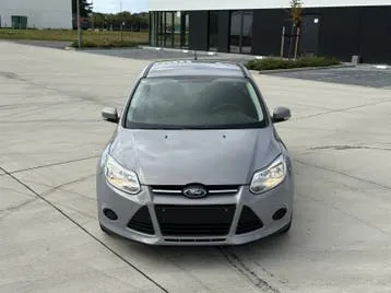 Ford Focus 2012 photo 3
