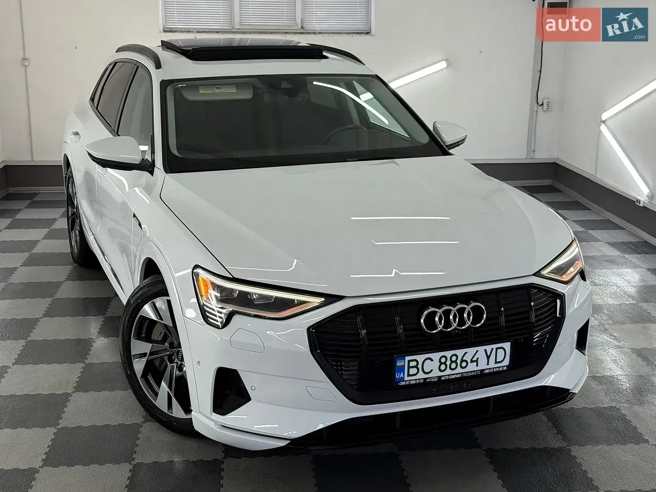 Audi E-Tron 2021 photo 2