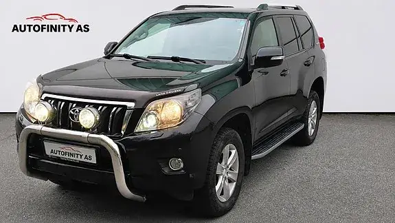 Toyota Land Cruiser 2011 photo 2