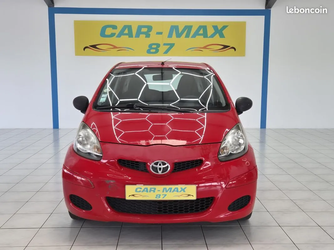 Toyota Aygo 2009 photo 2
