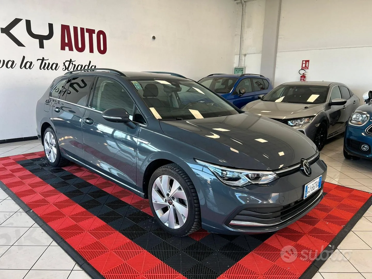 Volkswagen Golf Variant 2022 photo 2