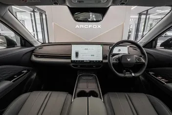 Arcfox T1 2026 photo 4