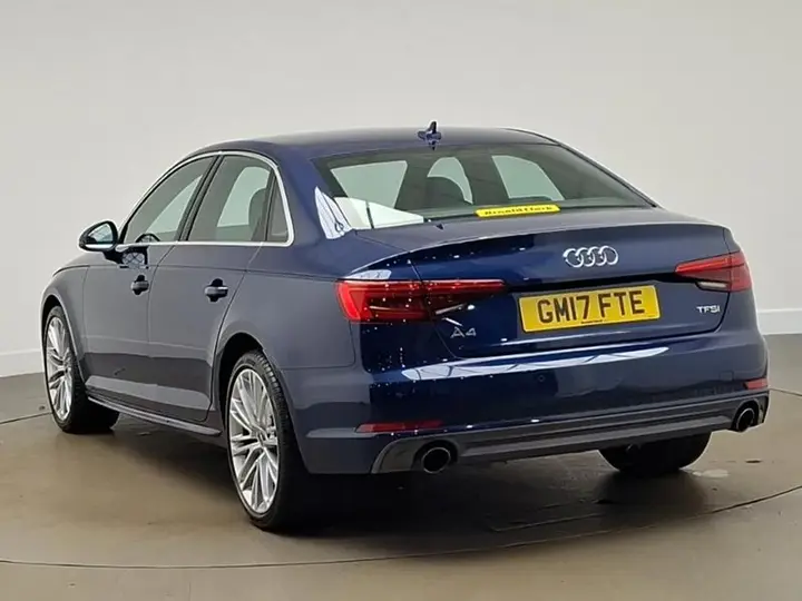 Audi A4 2017 photo 2