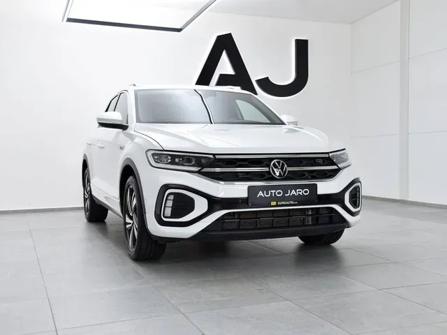 Volkswagen T-Roc 2022 photo 2