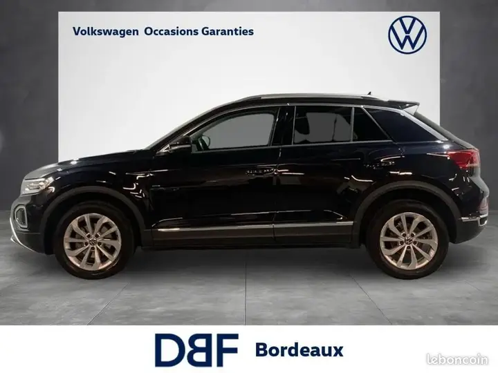 Volkswagen T-Roc 2023 photo 2