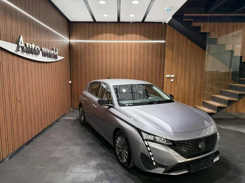 Peugeot 308 2022 photo 2