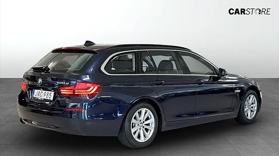 BMW 520D 2016 photo 2