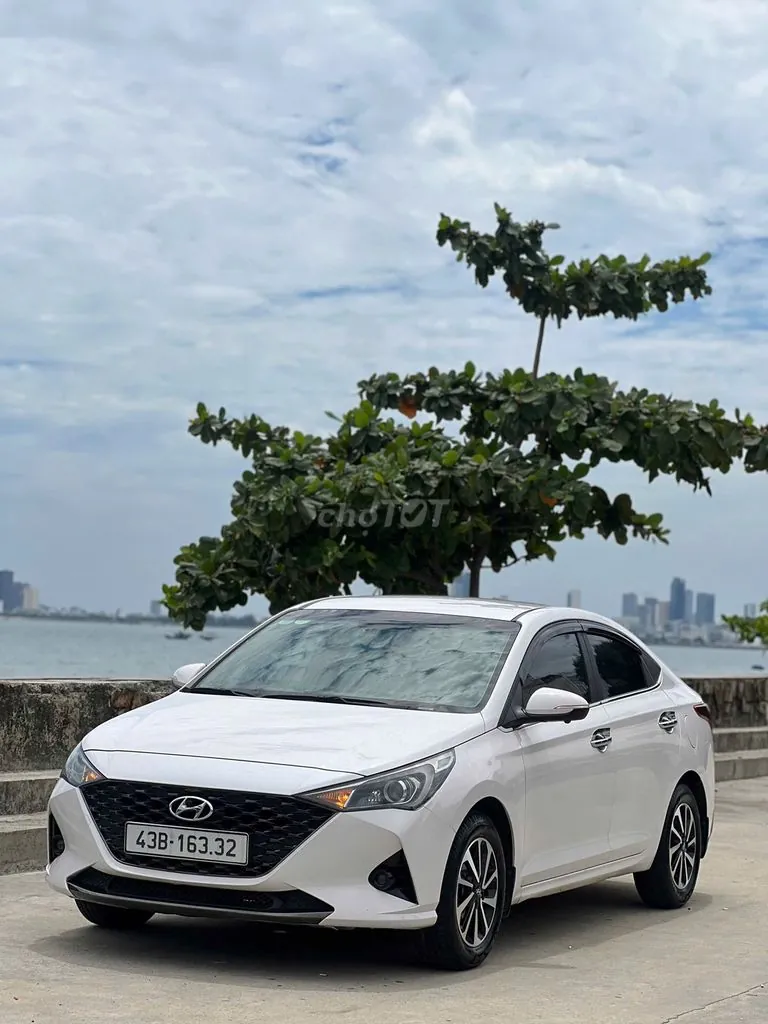 Hyundai Accent 2023 photo 2