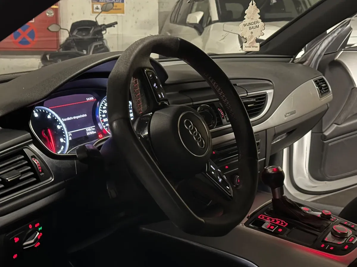 Audi A7 2015 photo 2