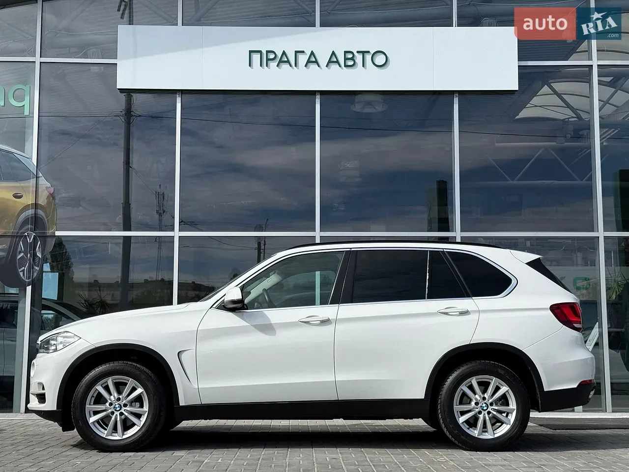 BMW X5 2018 photo 2