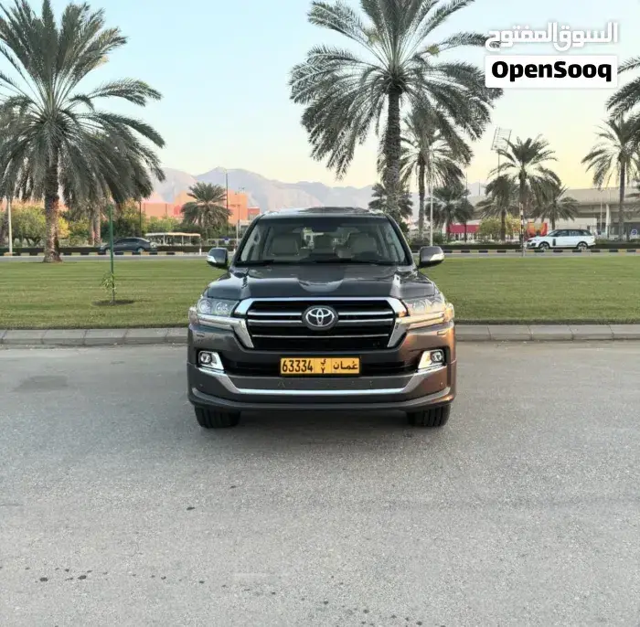 Toyota Land Cruiser 2020 photo 2