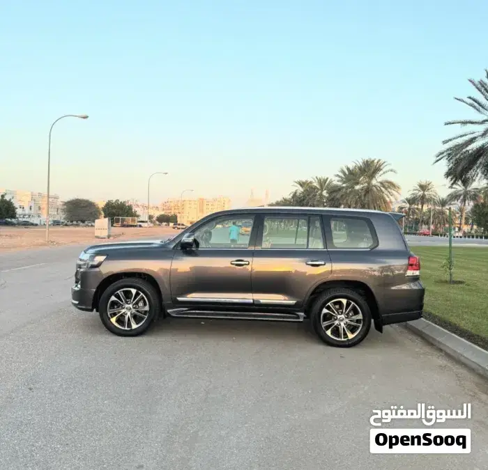 Toyota Land Cruiser 2020 photo 4