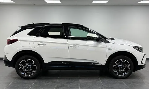 Opel Grandland X 2022 photo 3