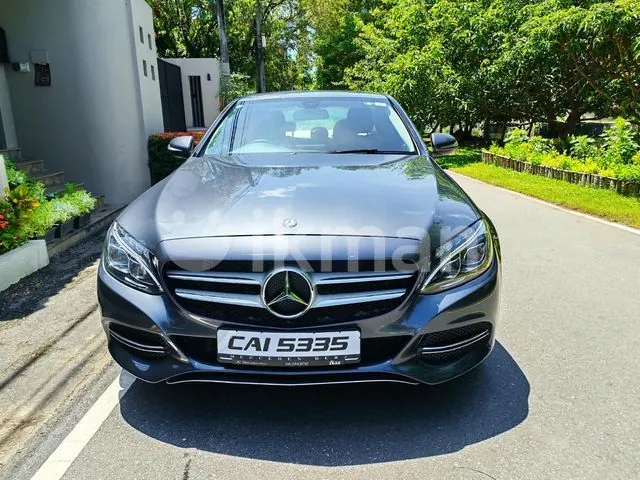 Mercedes-Benz C180 2015 photo 2