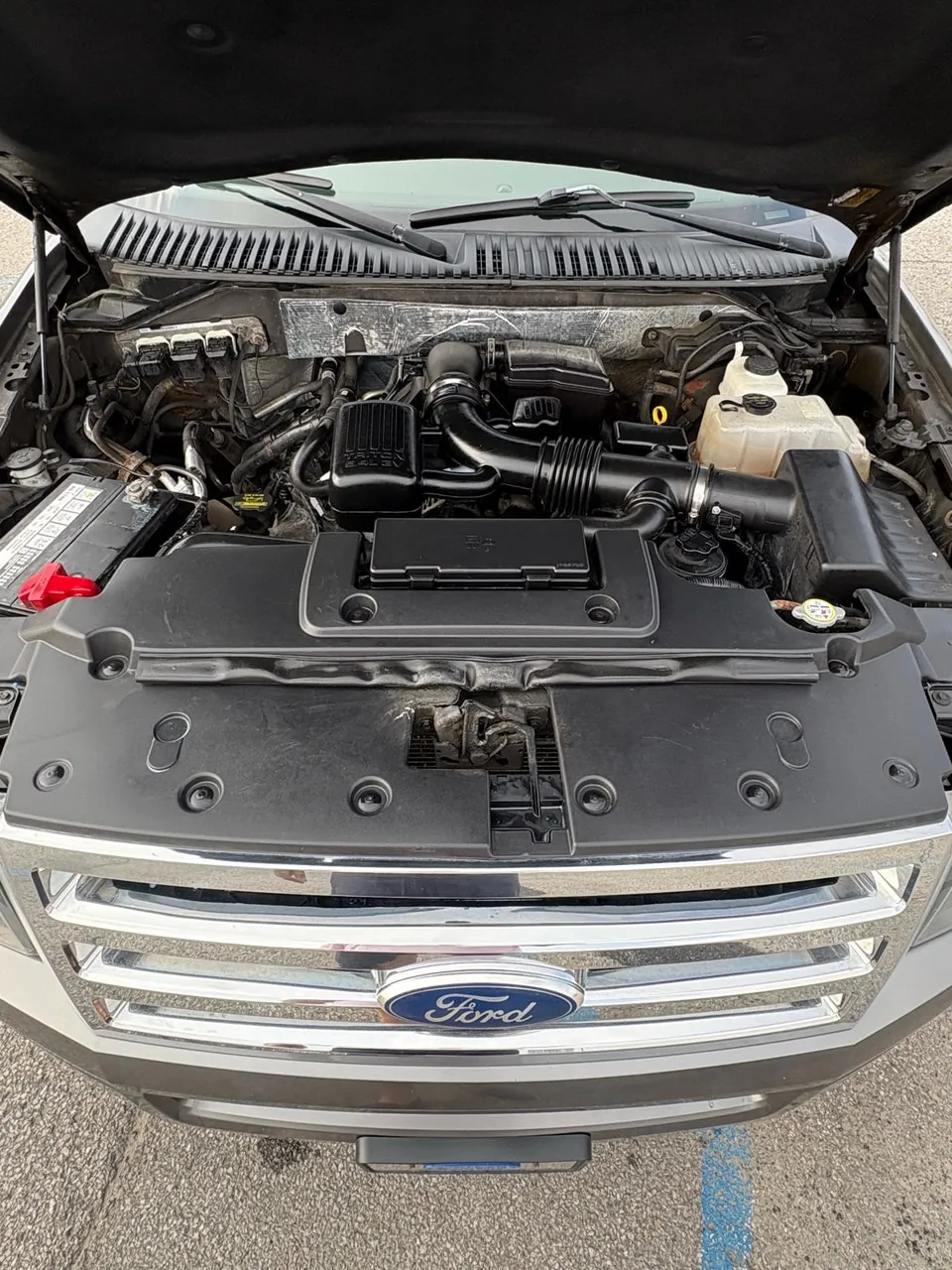 Ford Expedition 2011 photo 3