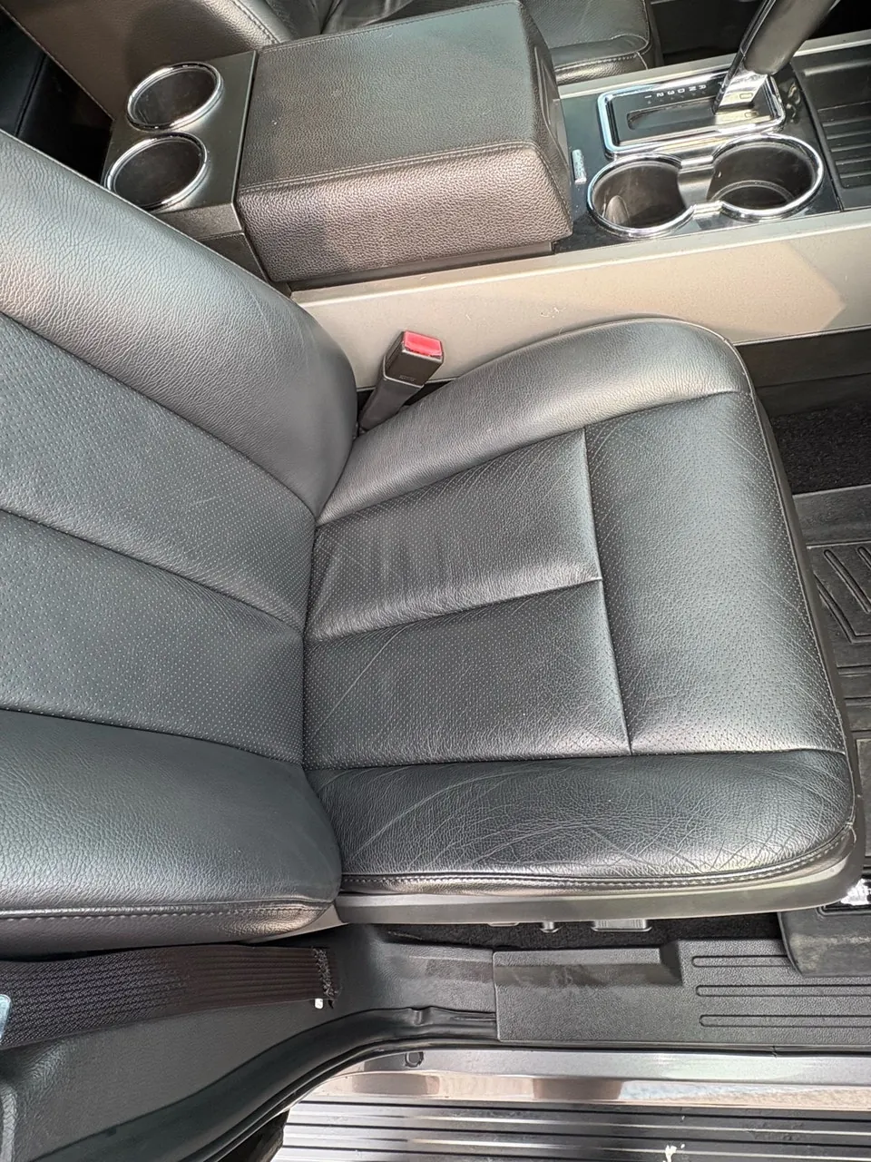 Ford Expedition 2011 photo 5