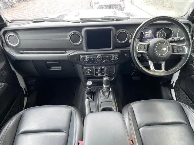 Jeep Wrangler Unlimited 2020 photo 2