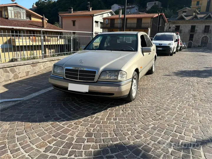 Mercedes-Benz C180 1995 photo 2