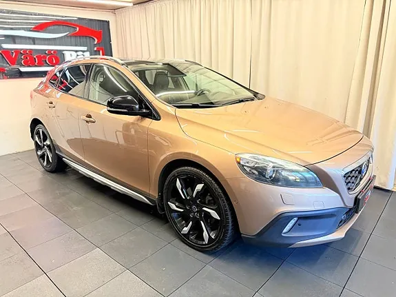 Volvo V40 Cross Country 2014 photo 4