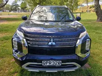 Mitsubishi Outlander 2024 photo 3